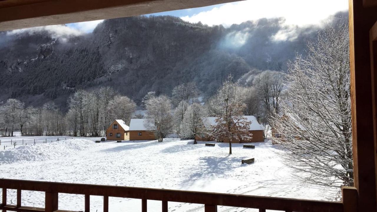 Les Chalets D'Arrens ภายนอก รูปภาพ